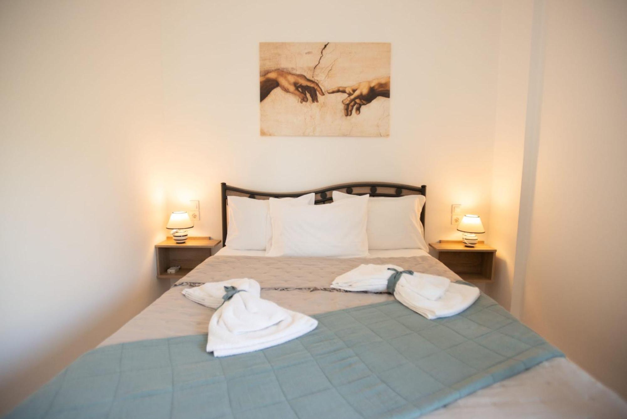 Afrathias Beachhouse - Cretan Hideaway Kalamaki  Bagian luar foto