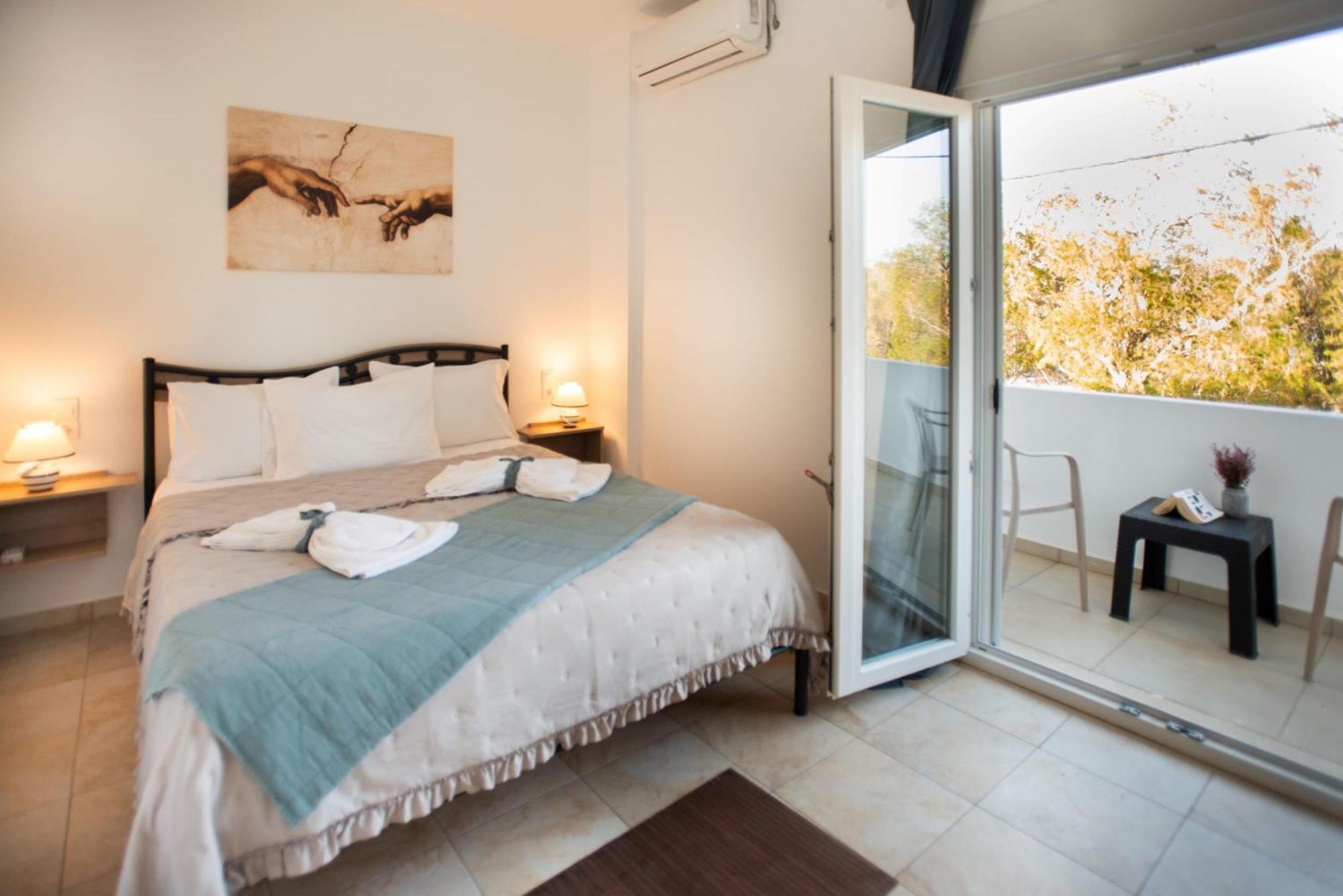 Afrathias Beachhouse - Cretan Hideaway Kalamaki  Bagian luar foto