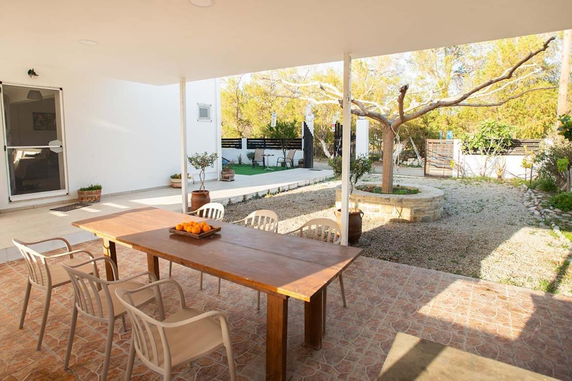 Afrathias Beachhouse - Cretan Hideaway Kalamaki  Bagian luar foto